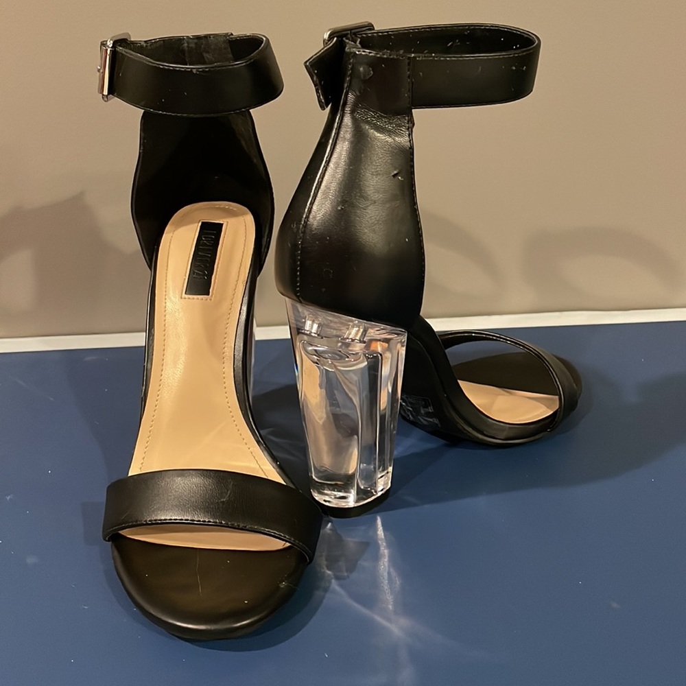 EUC Sexy clear heel black ankle strap heels, sz 7